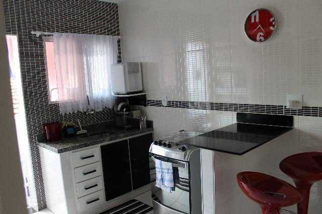 Apartamento à venda com 2 quartos, 75m² - Foto 3