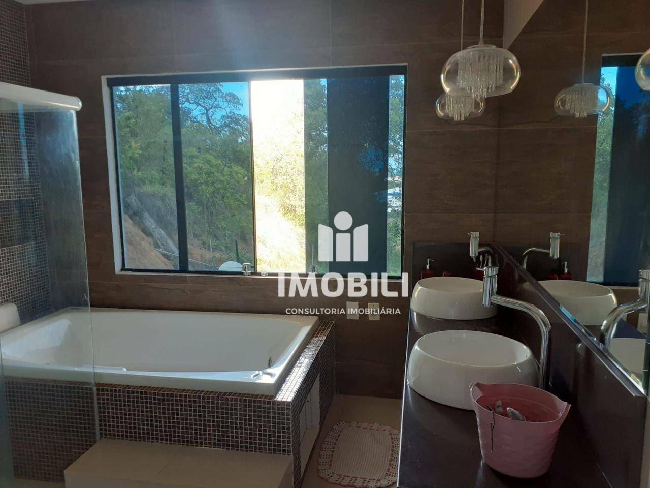 Casa à venda com 5 quartos, 350m² - Foto 21