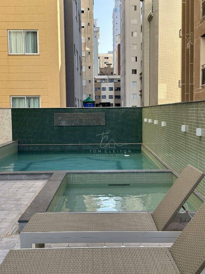 Apartamento à venda com 3 quartos, 142m² - Foto 14