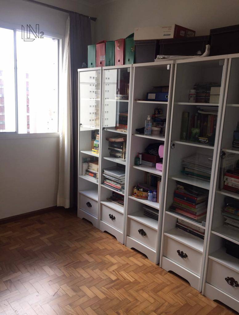 Apartamento à venda com 4 quartos, 180m² - Foto 22