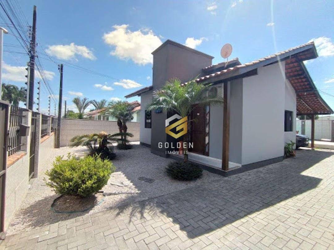 Casa à venda com 2 quartos, 190m² - Foto 1