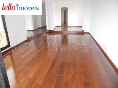 Apartamento para alugar com 3 quartos, 196m² - Foto 11