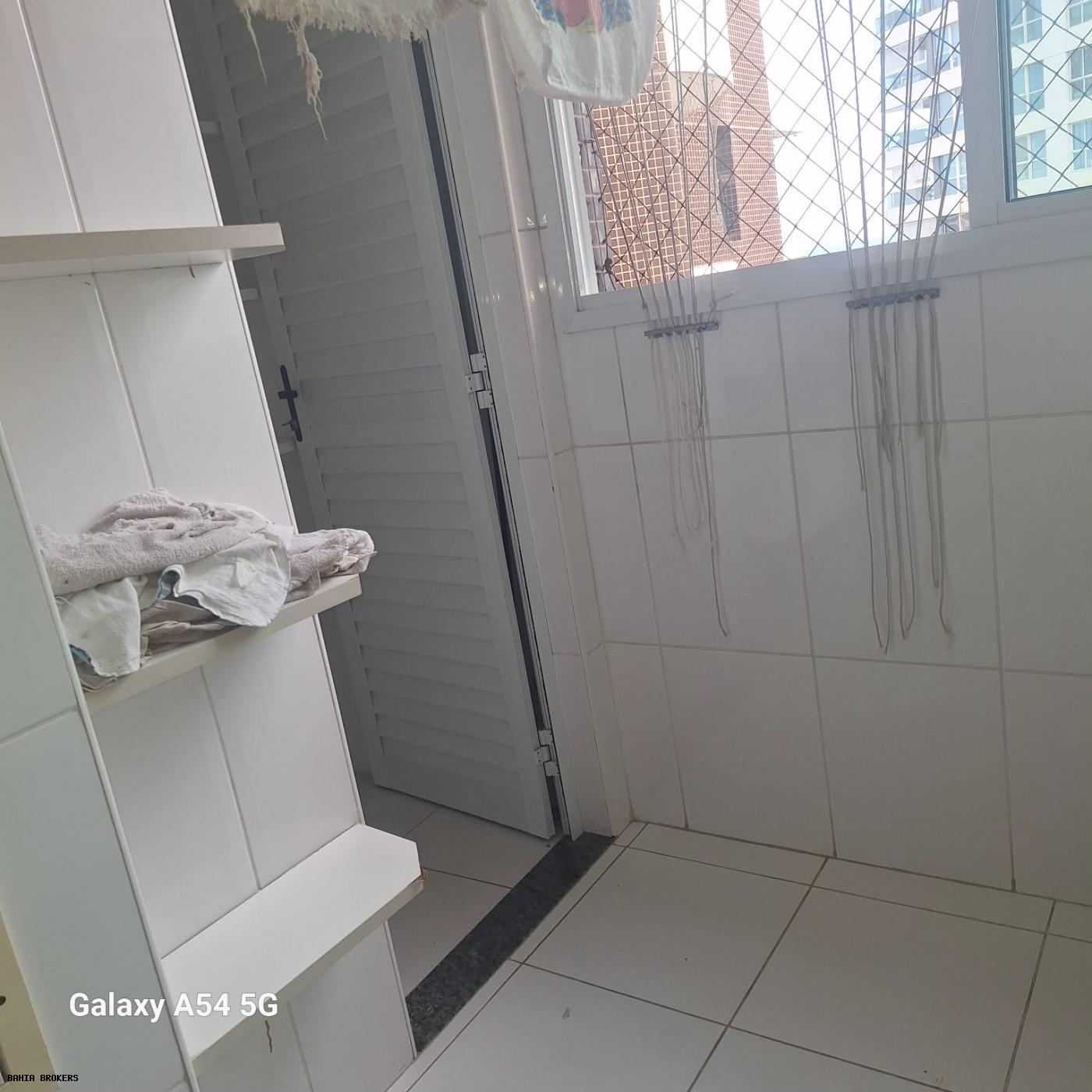 Apartamento para alugar com 4 quartos, 180m² - Foto 16