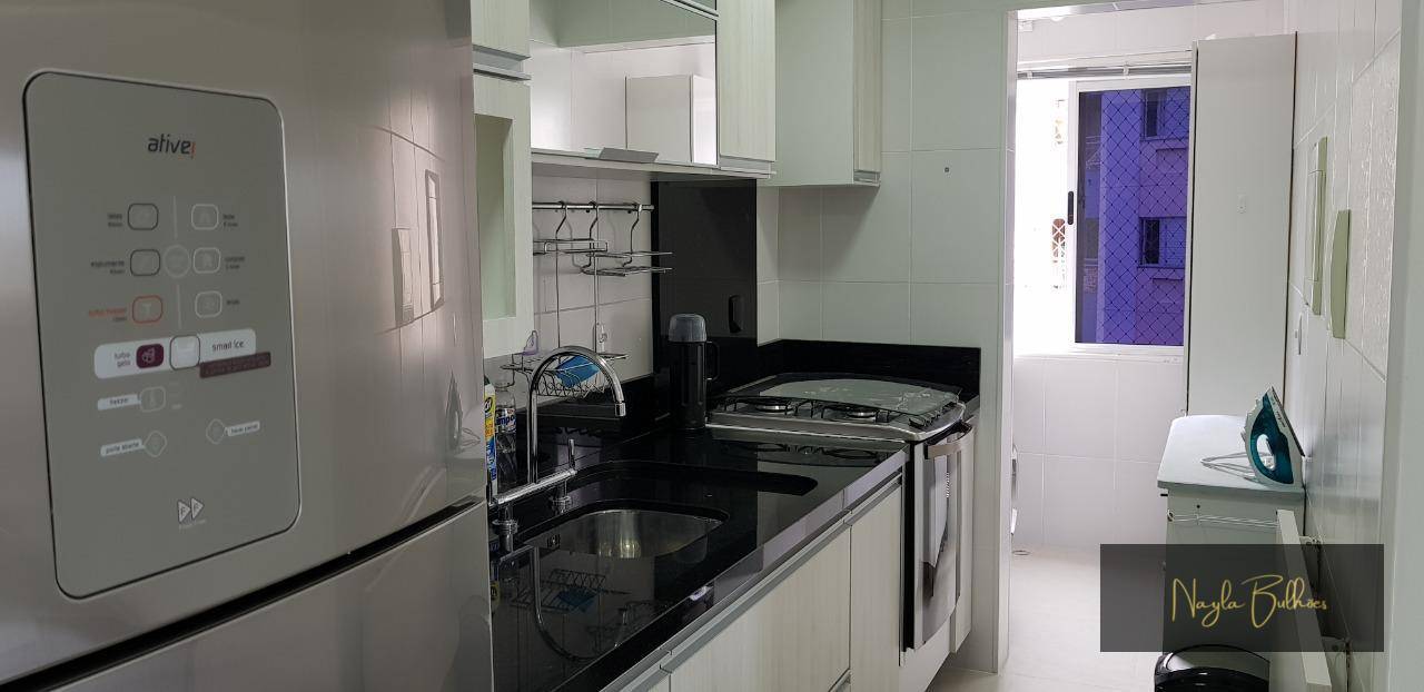 Apartamento à venda com 2 quartos, 60m² - Foto 1