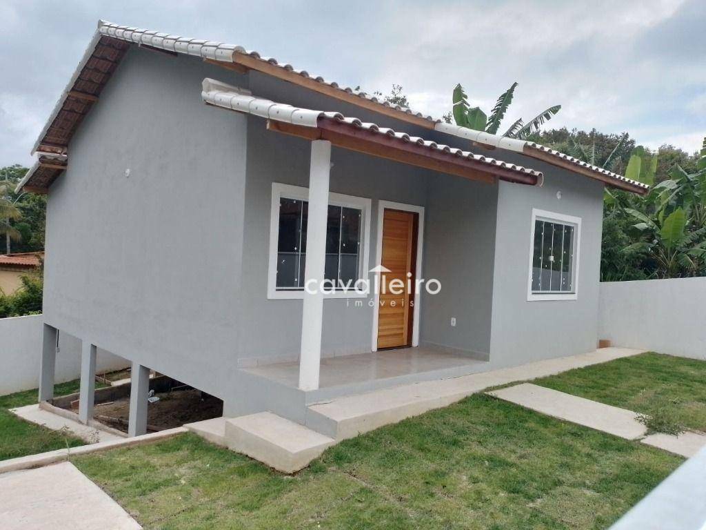 Casa à venda com 2 quartos, 70m² - Foto 1