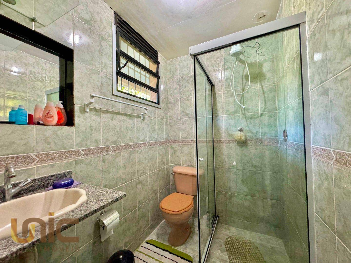 Casa de Condomínio à venda com 4 quartos, 240m² - Foto 24