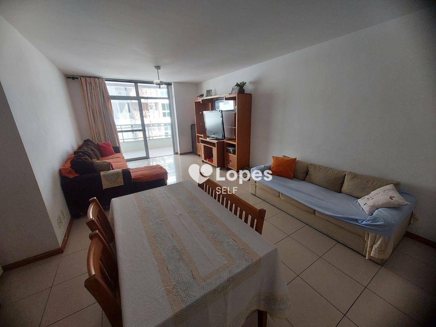 Apartamento à venda com 4 quartos, 150m² - Foto 2