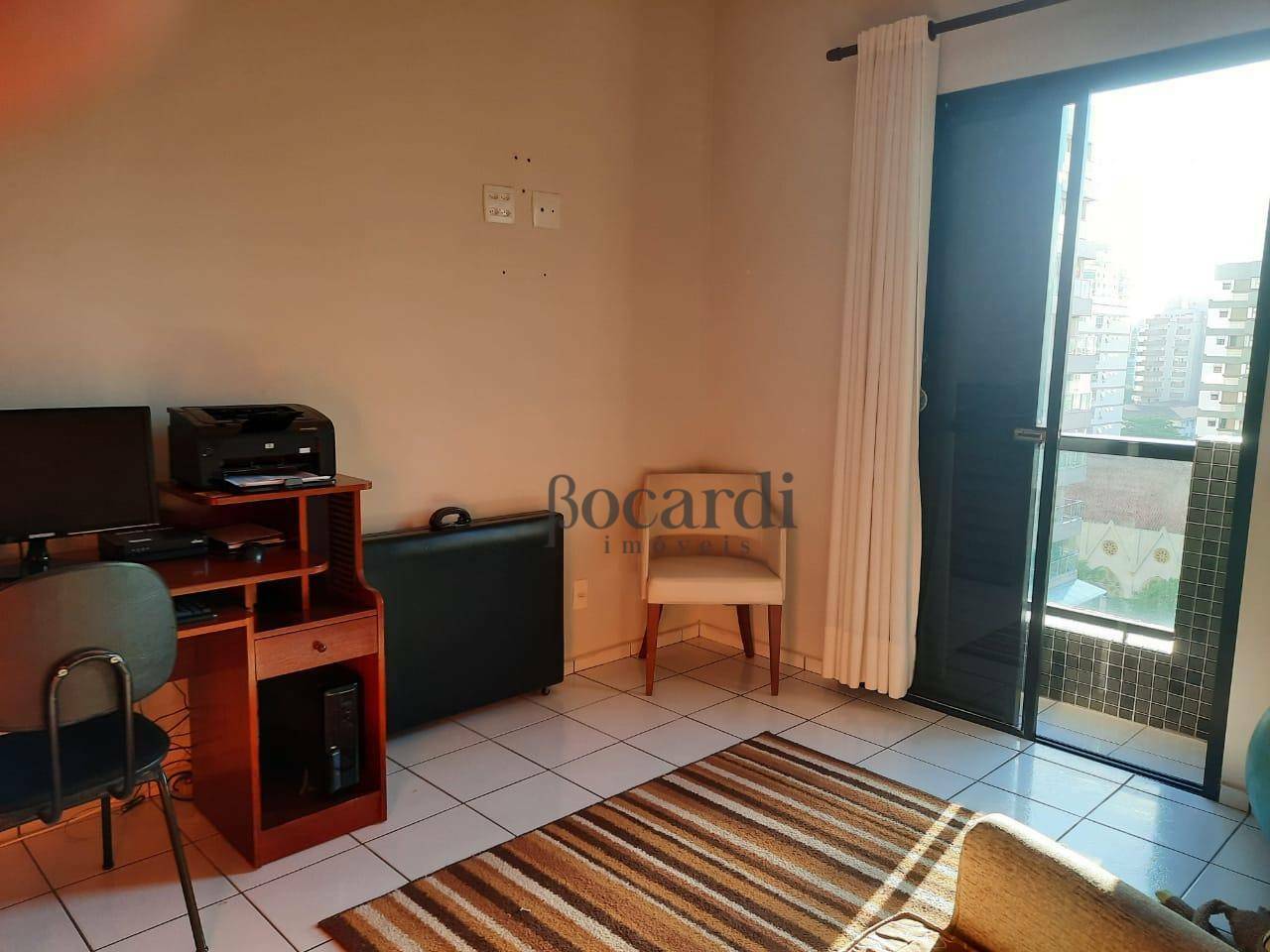 Apartamento à venda com 3 quartos, 195m² - Foto 11