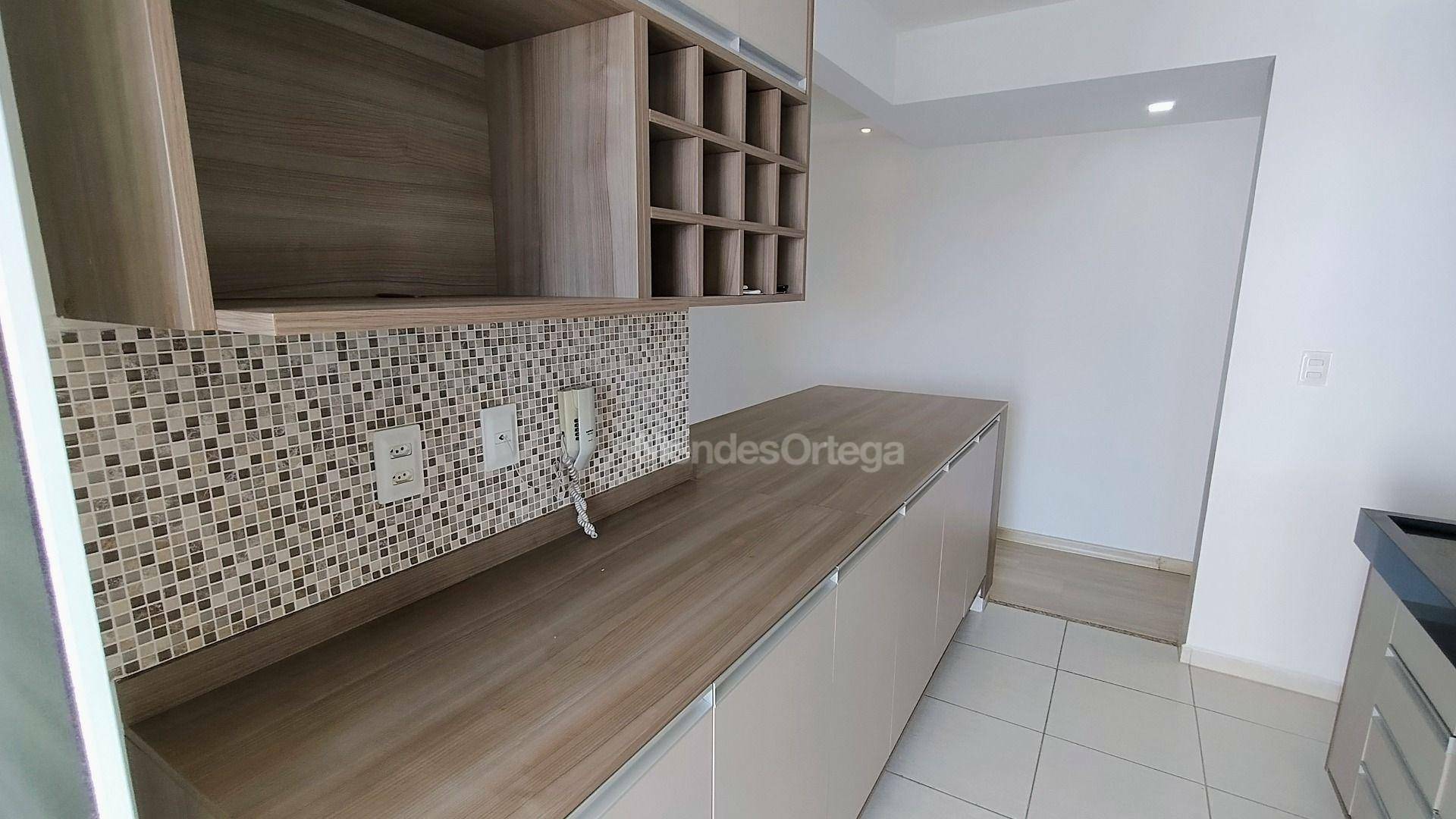 Apartamento à venda com 3 quartos, 89m² - Foto 7