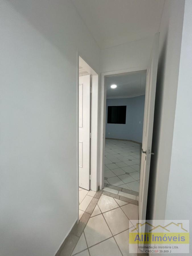 Apartamento para alugar com 3 quartos, 85m² - Foto 19