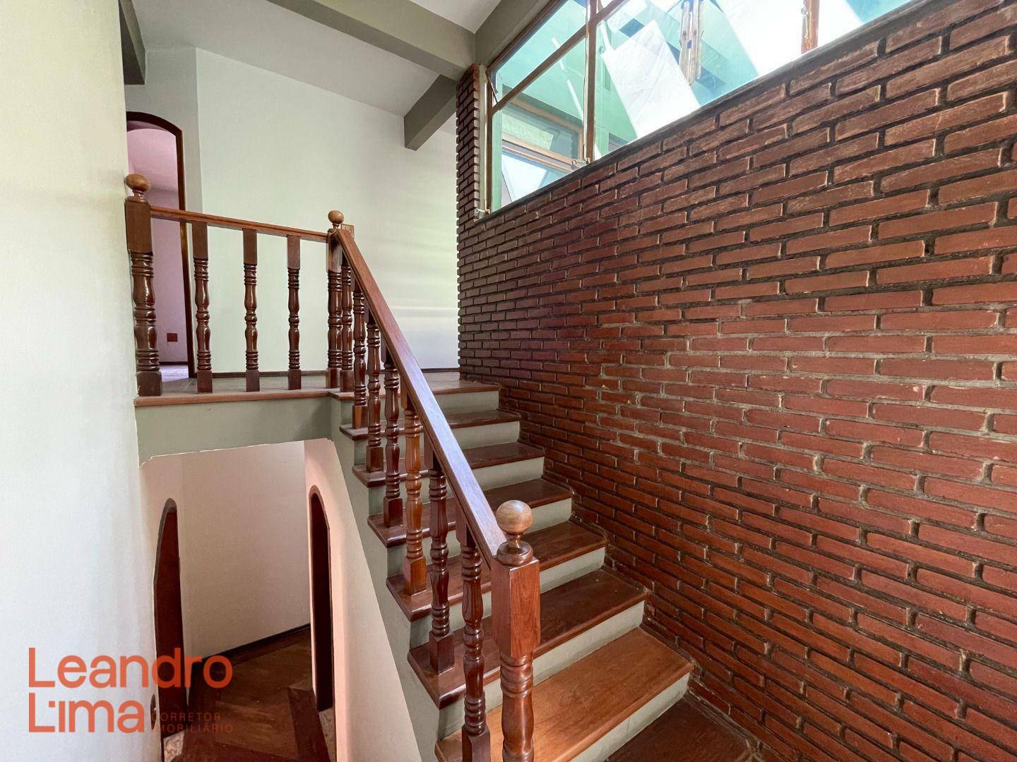 Casa à venda com 4 quartos, 350m² - Foto 20