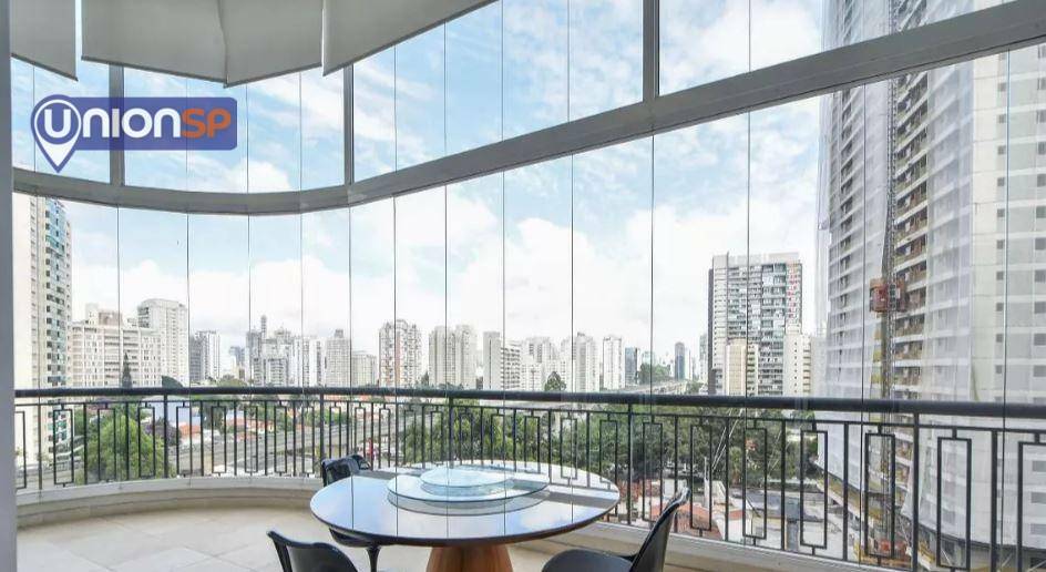 Apartamento à venda com 3 quartos, 236m² - Foto 5