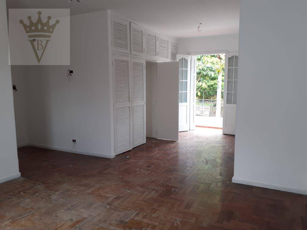 Sobrado à venda e aluguel com 4 quartos, 330m² - Foto 9