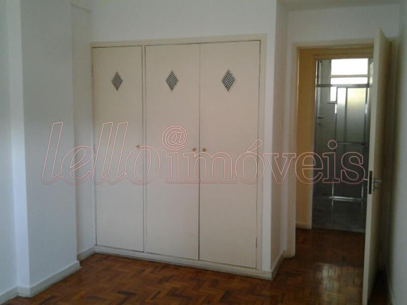 Apartamento para alugar com 3 quartos, 140m² - Foto 3