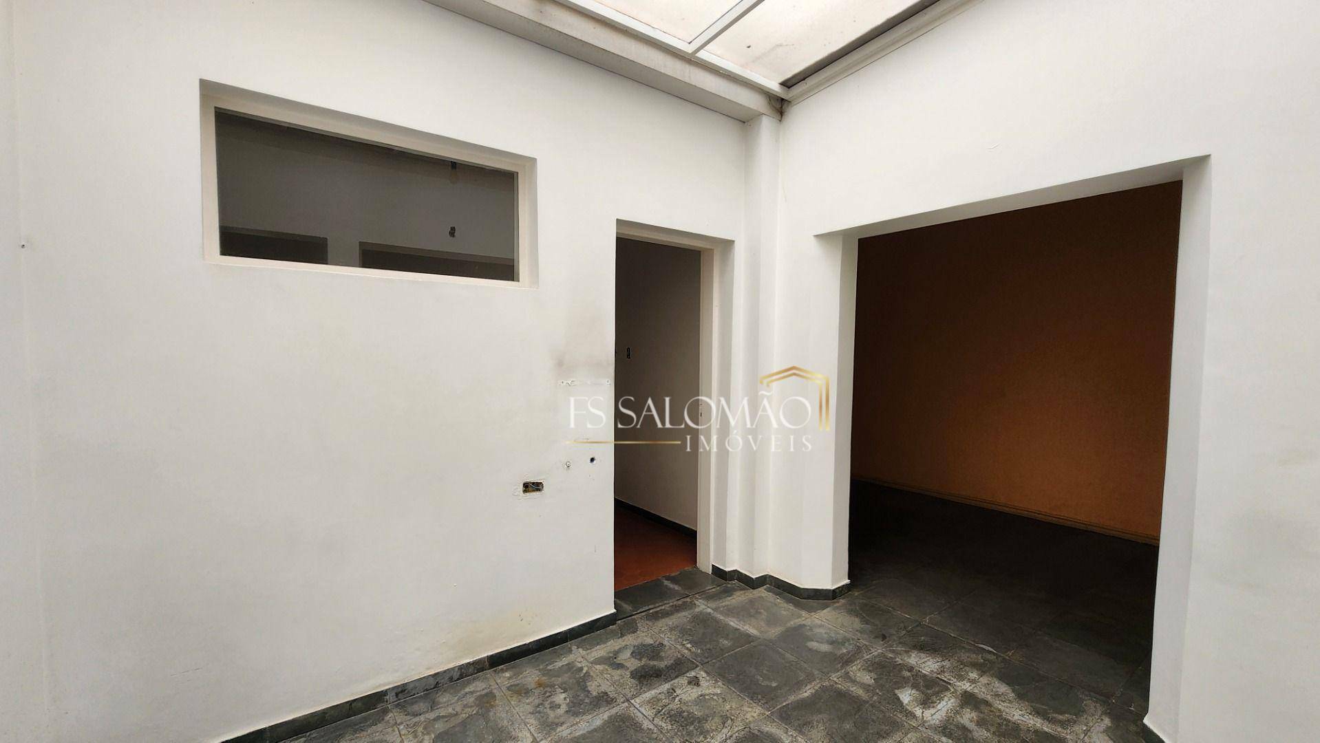 Casa à venda com 3 quartos, 180m² - Foto 25