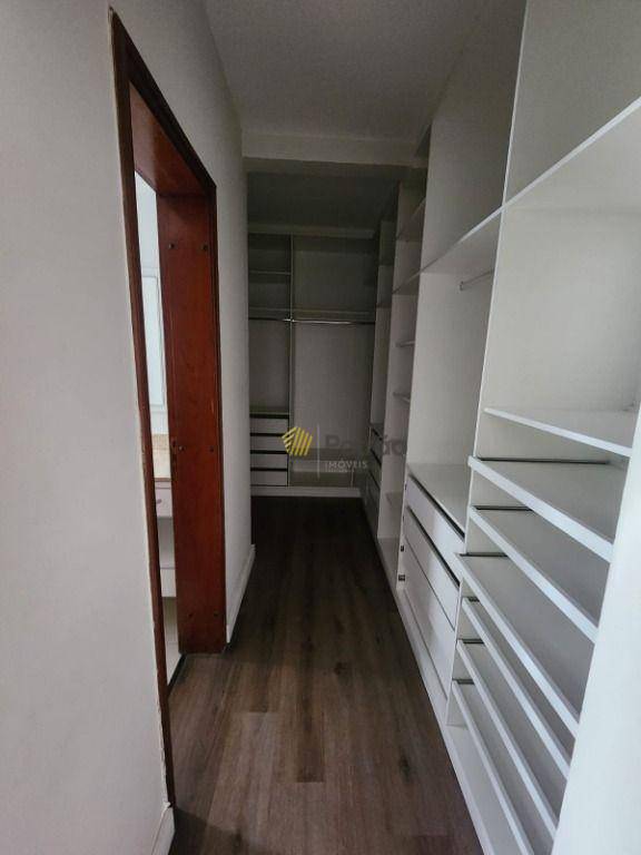 Apartamento à venda com 4 quartos, 207m² - Foto 25