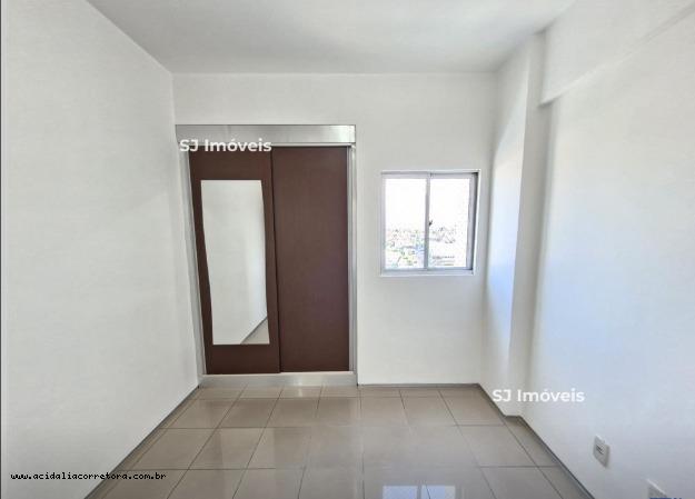 Apartamento para alugar com 3 quartos, 107m² - Foto 14