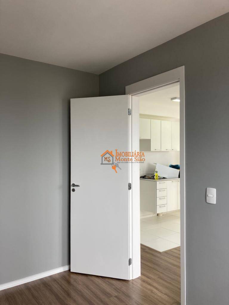 Apartamento à venda com 2 quartos, 38m² - Foto 17