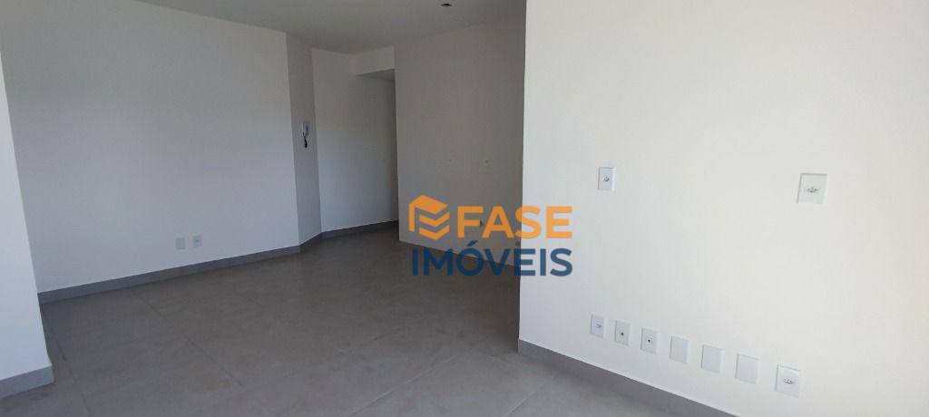 Apartamento à venda com 2 quartos, 63m² - Foto 16