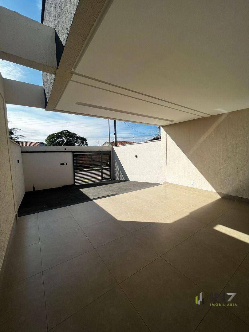 Casa à venda com 3 quartos, 120m² - Foto 3