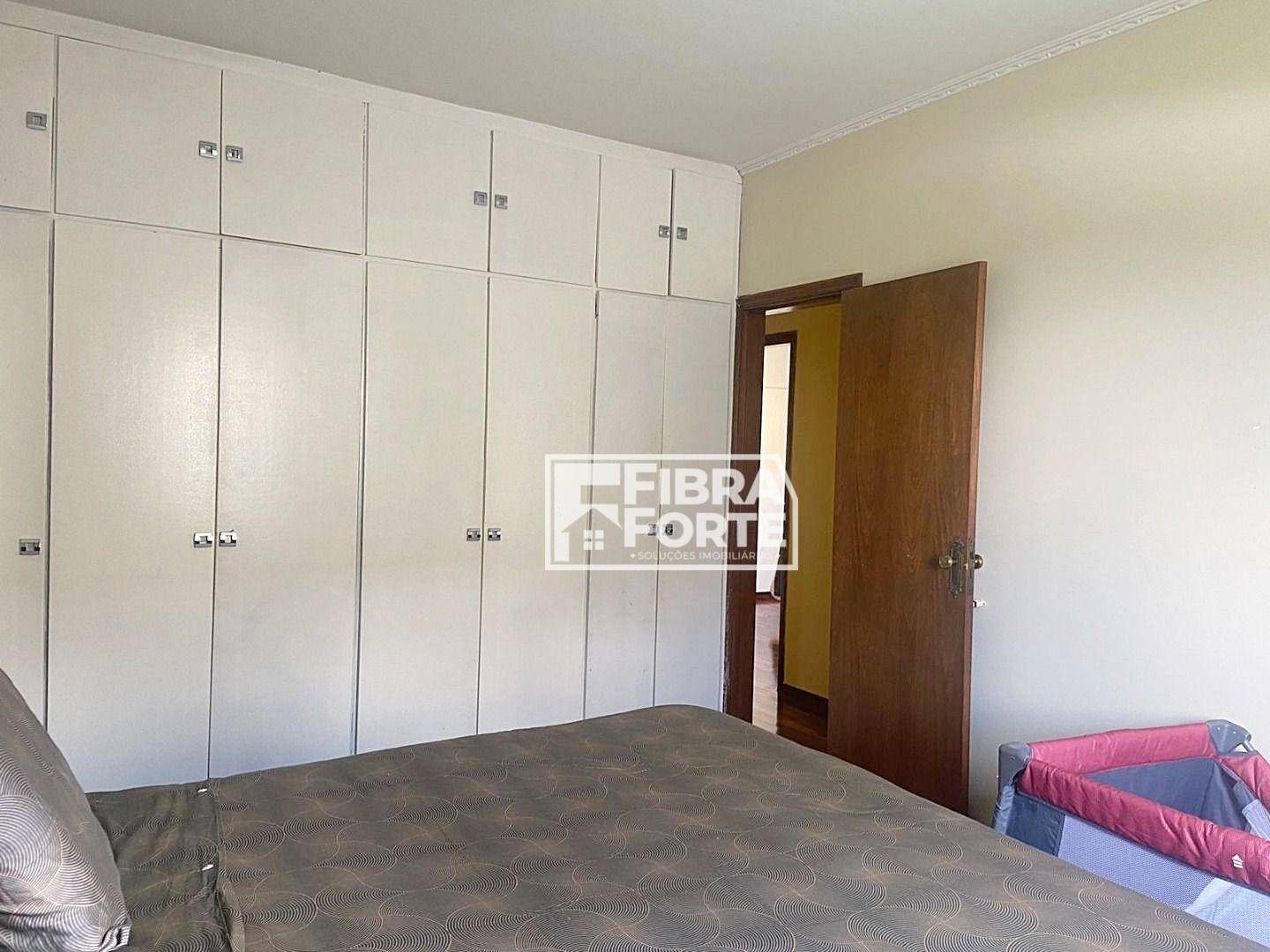 Casa à venda com 3 quartos, 179m² - Foto 13