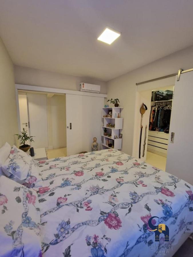 Apartamento à venda com 3 quartos, 187m² - Foto 17