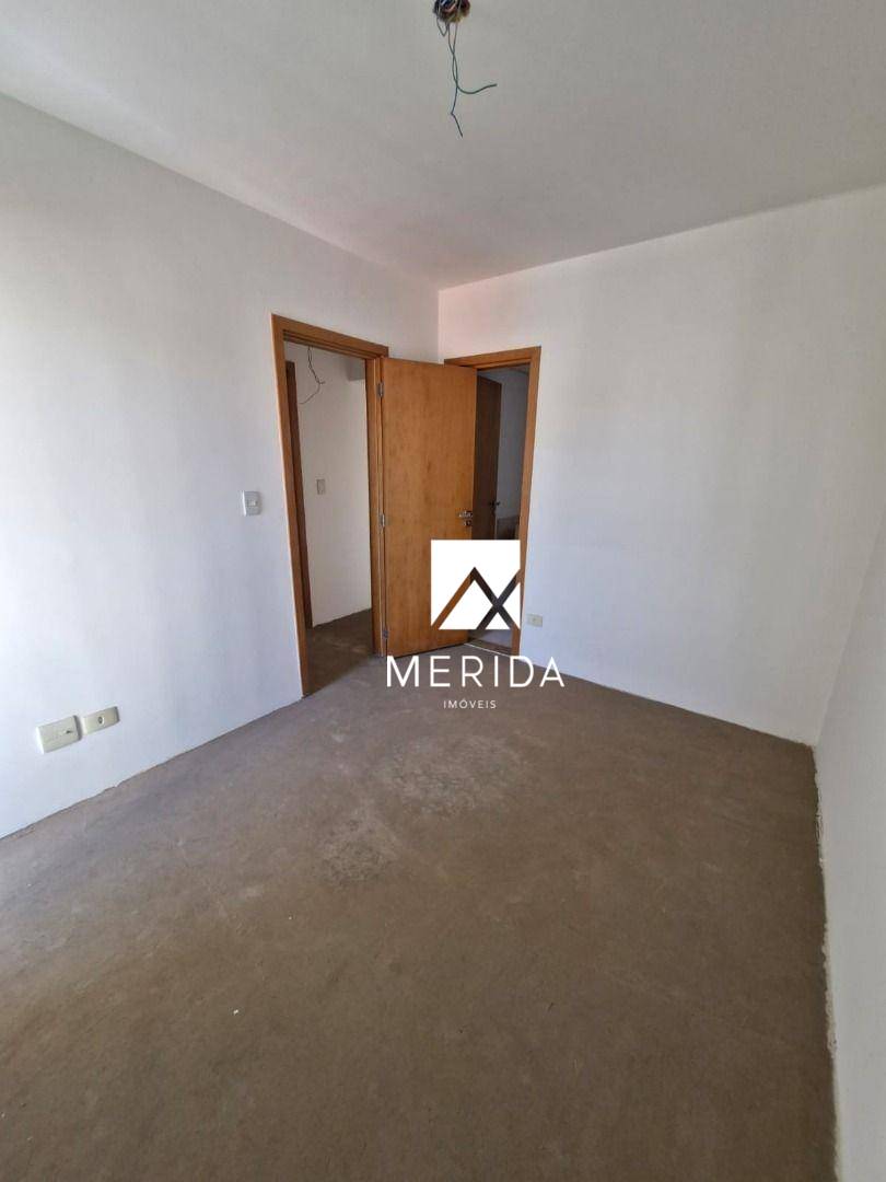 Apartamento à venda com 3 quartos, 127m² - Foto 12