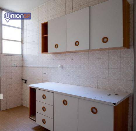 Apartamento à venda com 3 quartos, 107m² - Foto 15