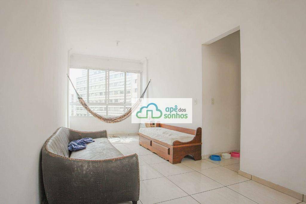 Apartamento à venda com 2 quartos, 64m² - Foto 1