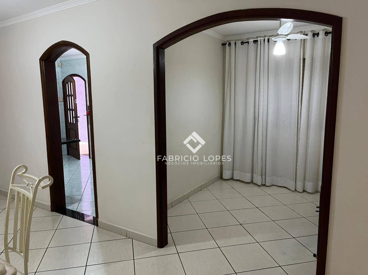 Casa à venda com 3 quartos, 170m² - Foto 5