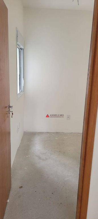 Apartamento à venda com 3 quartos, 77m² - Foto 12