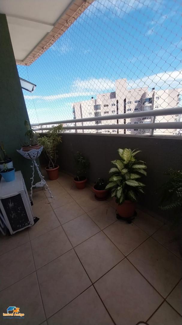 Apartamento à venda com 3 quartos - Foto 12