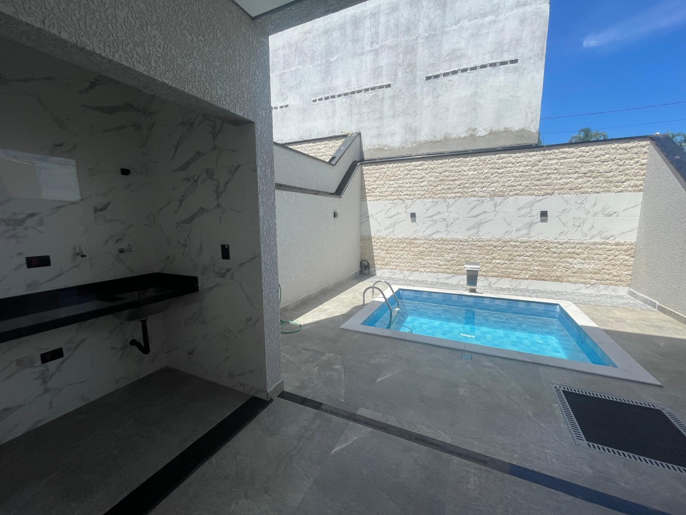 Casa à venda com 3 quartos, 152m² - Foto 13