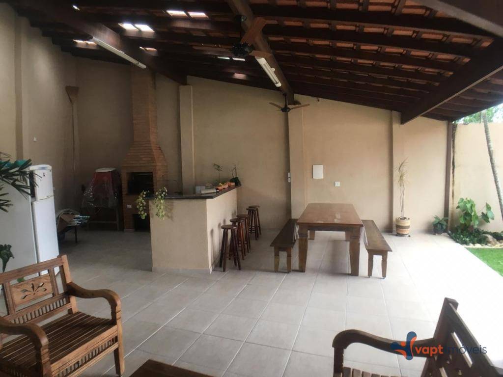 Casa de Condomínio à venda com 6 quartos, 420m² - Foto 4