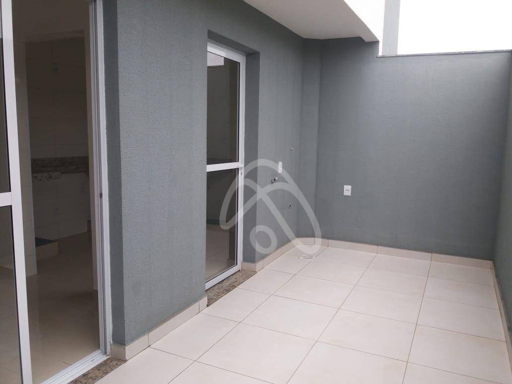 Apartamento à venda com 2 quartos, 58m² - Foto 1