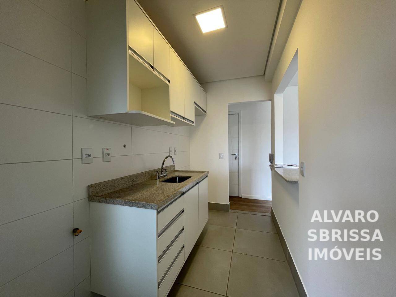 Apartamento para alugar com 3 quartos, 83m² - Foto 15