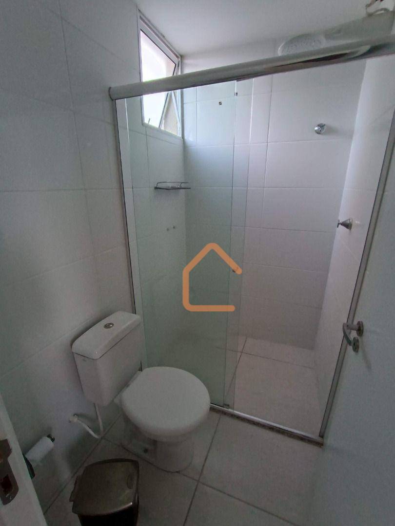 Apartamento para alugar com 2 quartos, 55m² - Foto 11
