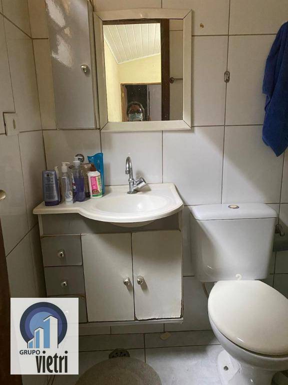 Casa à venda com 3 quartos, 180m² - Foto 18