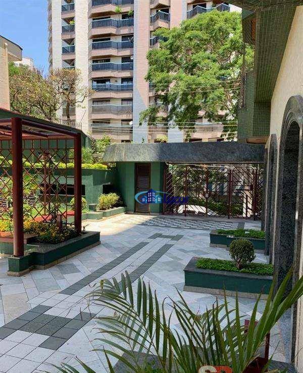 Apartamento à venda com 3 quartos, 135m² - Foto 1