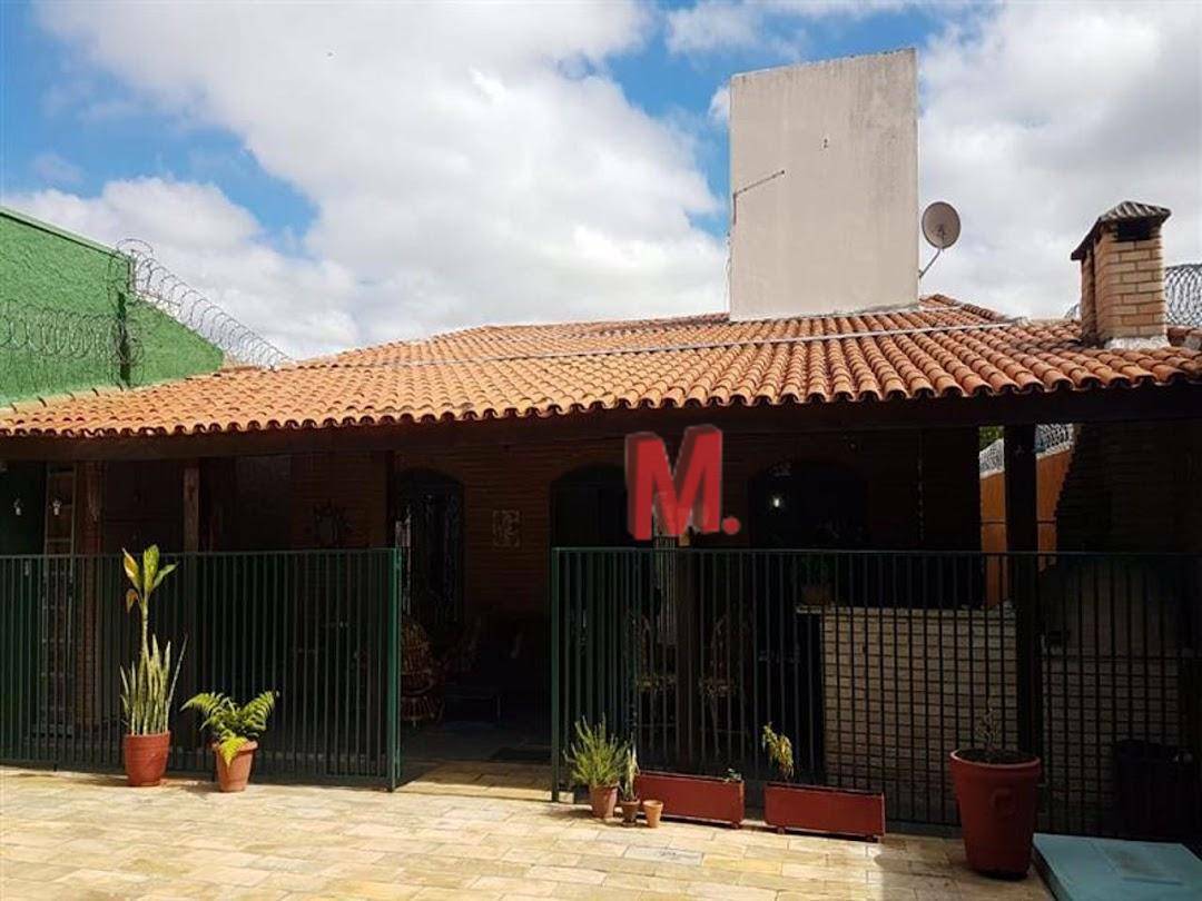 Casa à venda com 4 quartos, 350m² - Foto 20