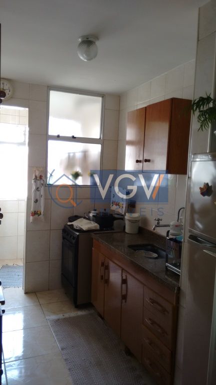 Apartamento à venda com 2 quartos, 53m² - Foto 4