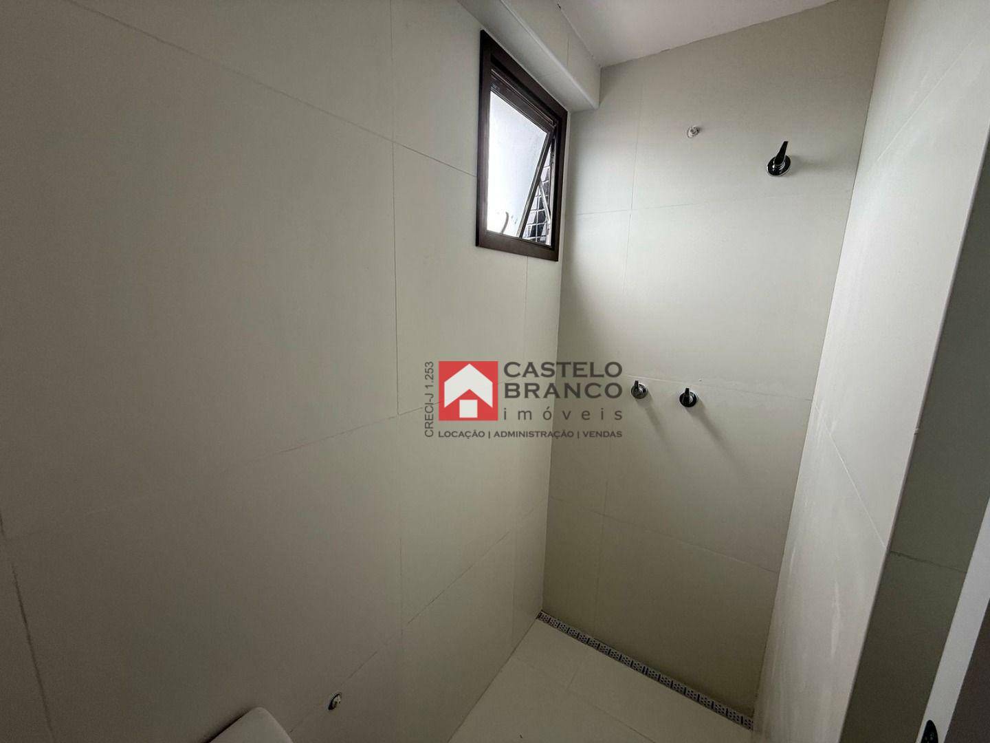 Apartamento à venda com 3 quartos, 114m² - Foto 19