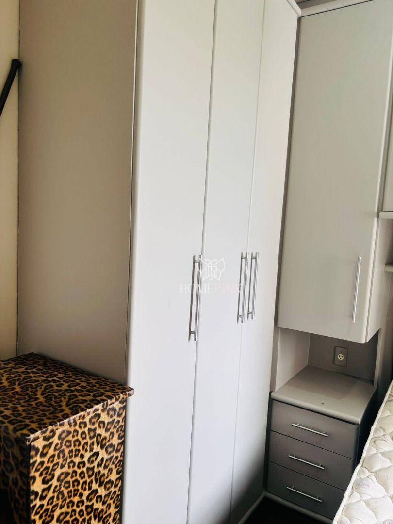 Apartamento para alugar com 3 quartos, 70m² - Foto 12