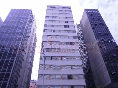 Apartamento para alugar com 3 quartos, 127m² - Foto 14