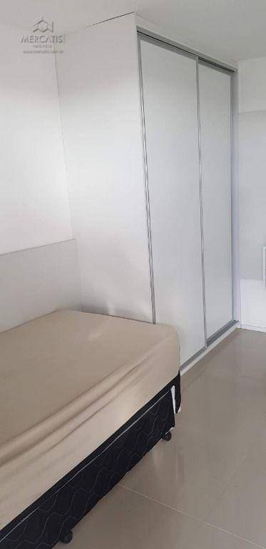 Apartamento à venda com 3 quartos, 87m² - Foto 32