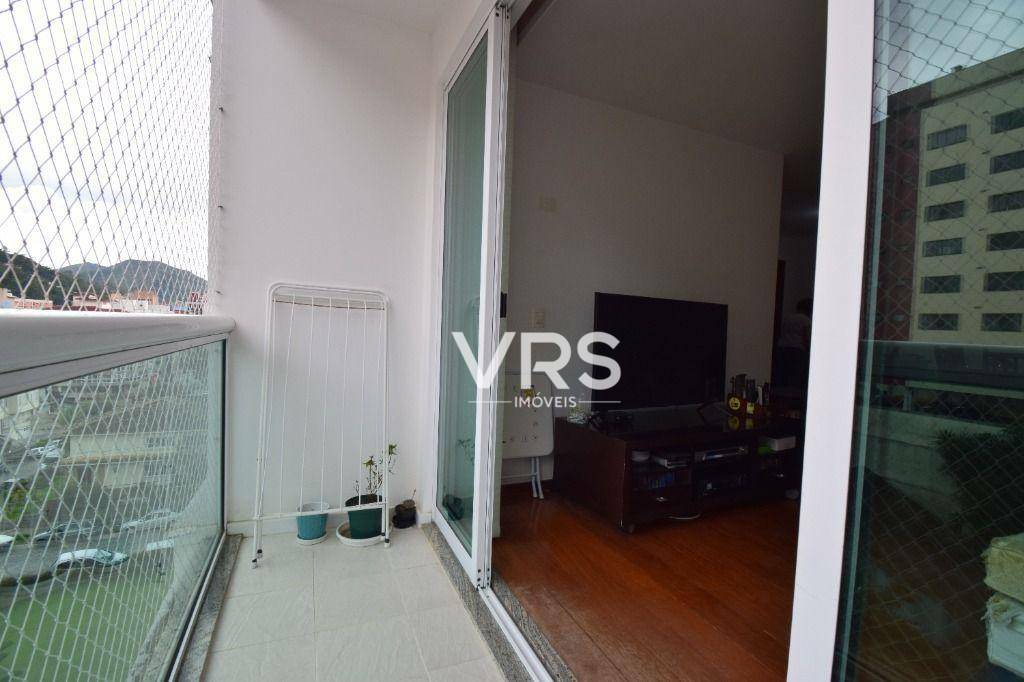 Apartamento à venda com 3 quartos, 142m² - Foto 5