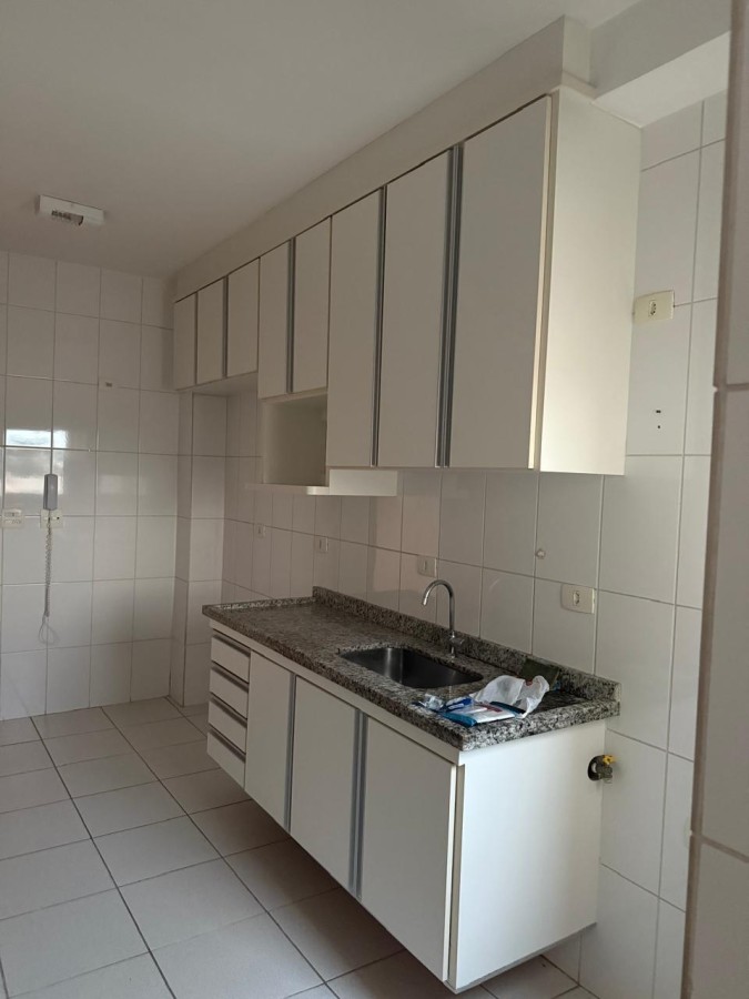 Apartamento para alugar com 3 quartos, 122m² - Foto 8