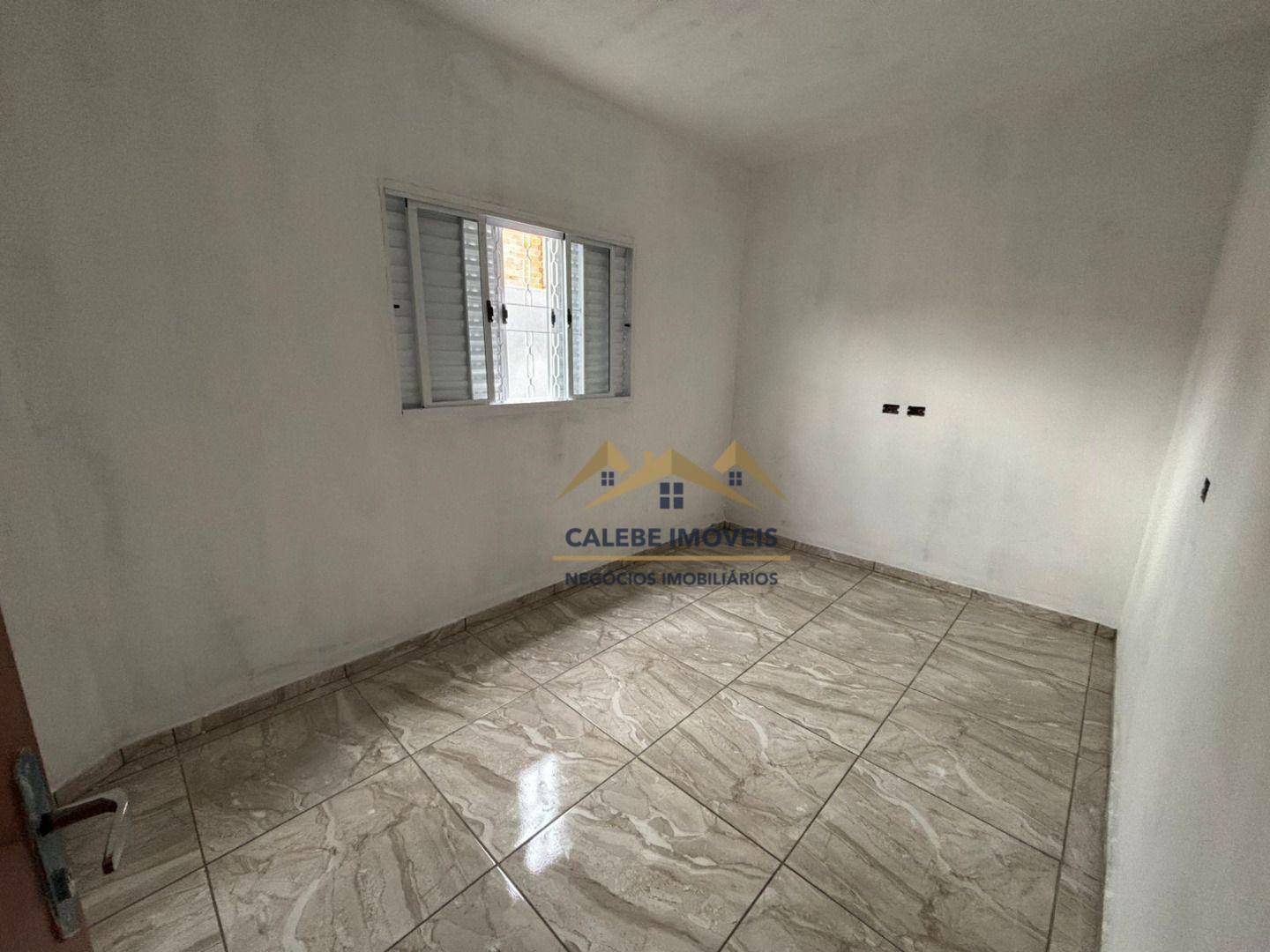 Casa à venda com 2 quartos, 60m² - Foto 5