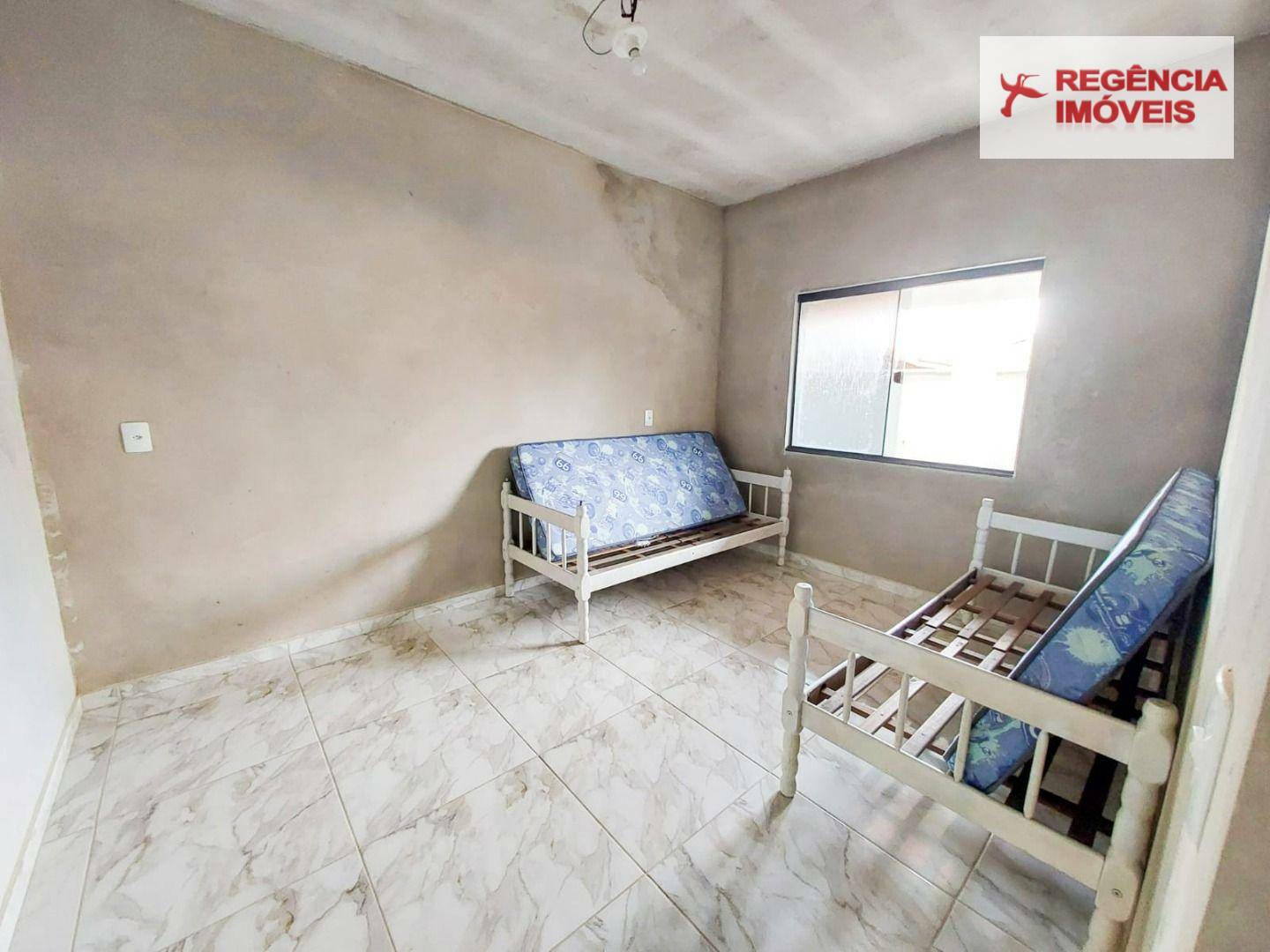 Casa à venda com 2 quartos, 110m² - Foto 10