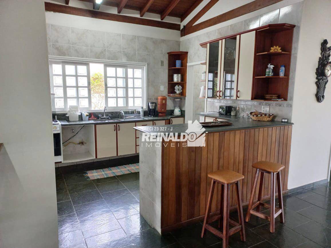 Casa de Condomínio à venda com 3 quartos, 400m² - Foto 27